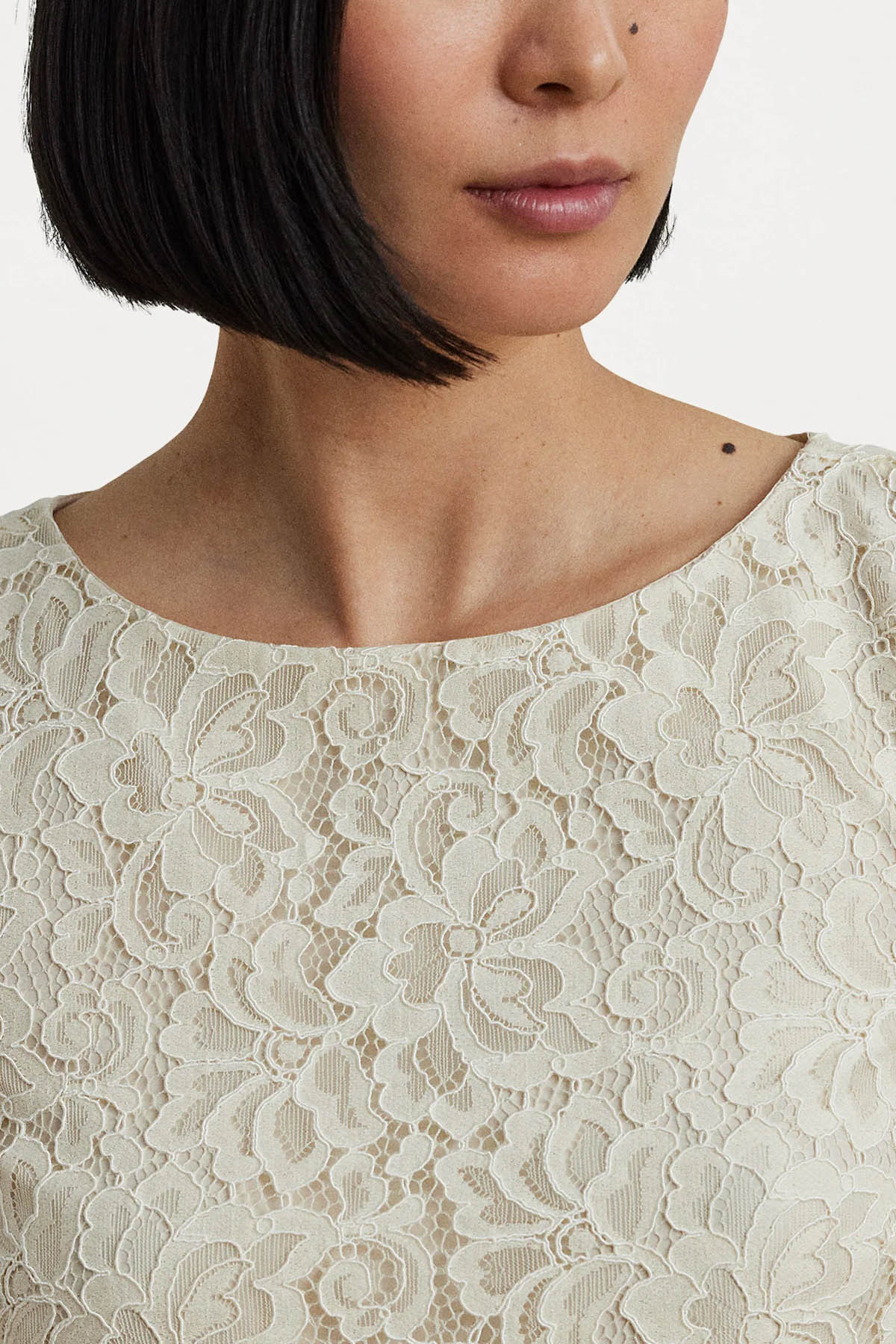 Lace dress